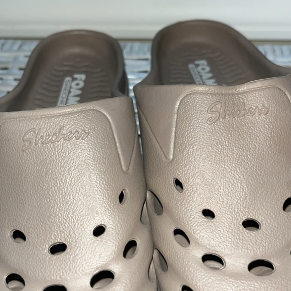 Sketchers Foamies Size 9 ( Sketchers run bit small) - Picture 6 of 6